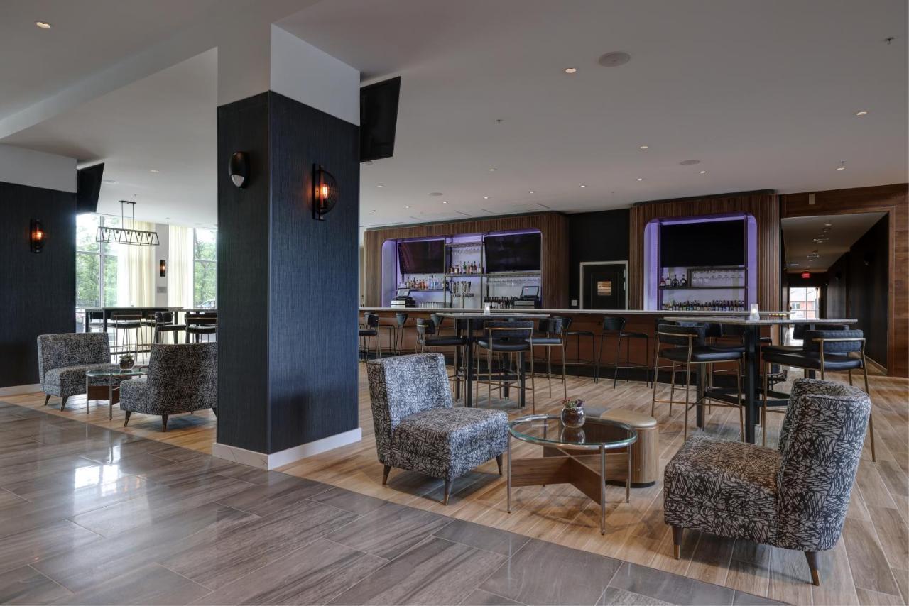 Courtyard By Marriott Iowa City University Heights Exterior foto